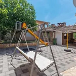Awesome In With Wifi Apartman *